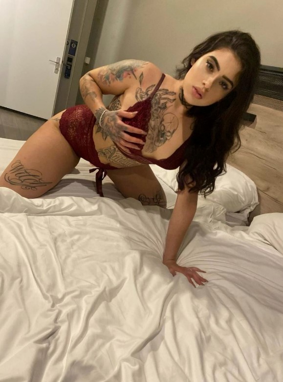 esenyurtescorthatice-3 Esenyurt Escort Hatice Eve Ve Otele Geliyorum